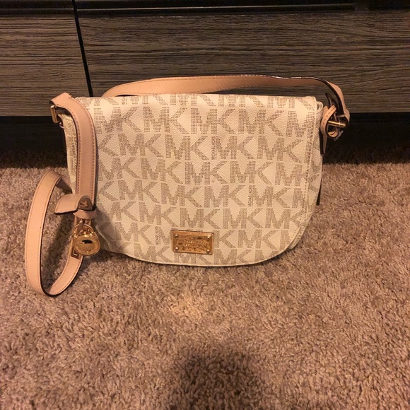 Handbags - MK Michael Kors messenger bag